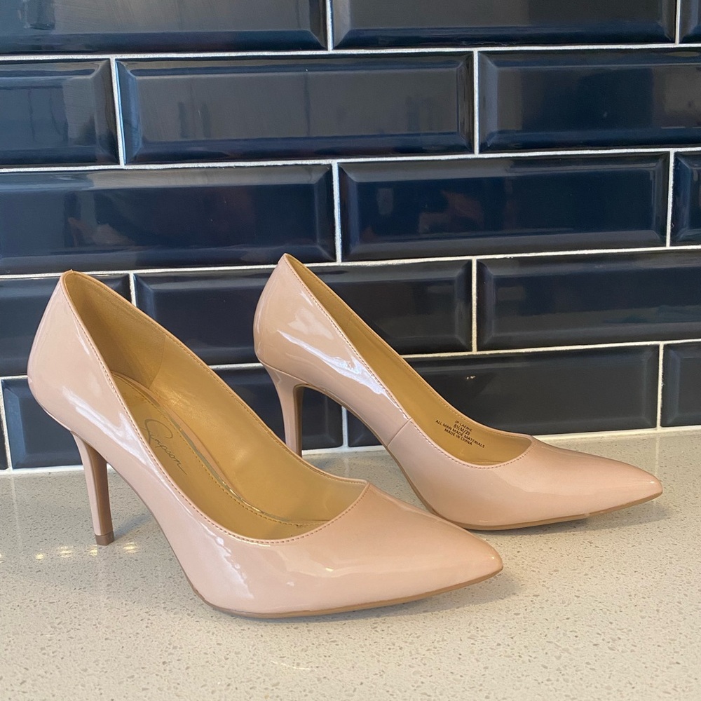 NWOT Blush pink Jessica Simpson pumps Size 8.5